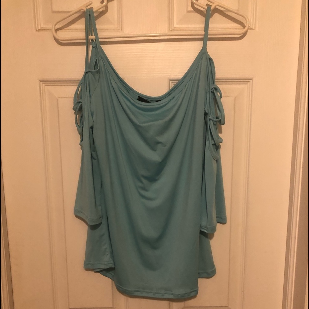 Fancyqube Top